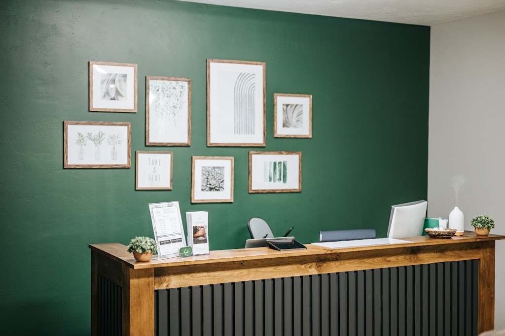Modern MindBody Massage 83406
