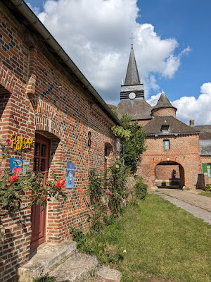 Église Saint-Médard de Parfondeval à Parfondeval