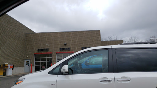 Toyota Dealer «Victory Toyota of Canton», reviews and photos, 46352 Michigan Ave, Canton, MI 48188, USA