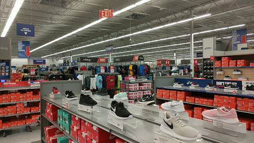 Sporting Goods Store «Academy Sports + Outdoors», reviews and photos, 9781 Quivira Rd, Overland Park, KS 66215, USA