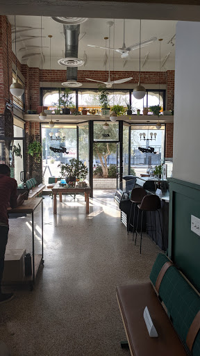 Gym «Easton Gym Co», reviews and photos, 8053 Beverly Blvd, Los Angeles, CA 90048, USA