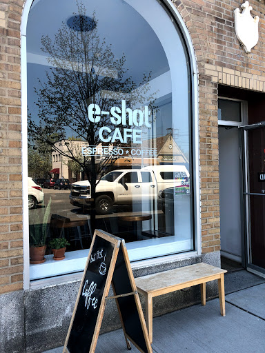 Coffee Shop «e-shot cafe», reviews and photos, 130 Chatsworth Ave, Larchmont, NY 10538, USA