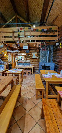 Atmosphère du Restaurant L'alpage à Saint-Martin-Vésubie - n°16