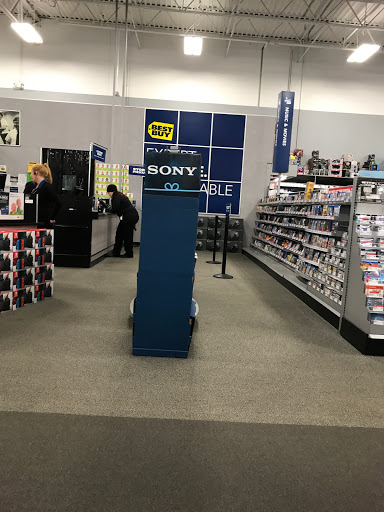 Electronics Store «Best Buy», reviews and photos, 3435 Princeton Rd, Hamilton, OH 45011, USA