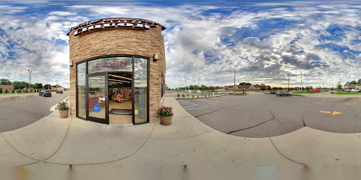 Liquor Store «Total Beverage Liquor», reviews and photos, 30203 Southfield Rd, Southfield, MI 48076, USA