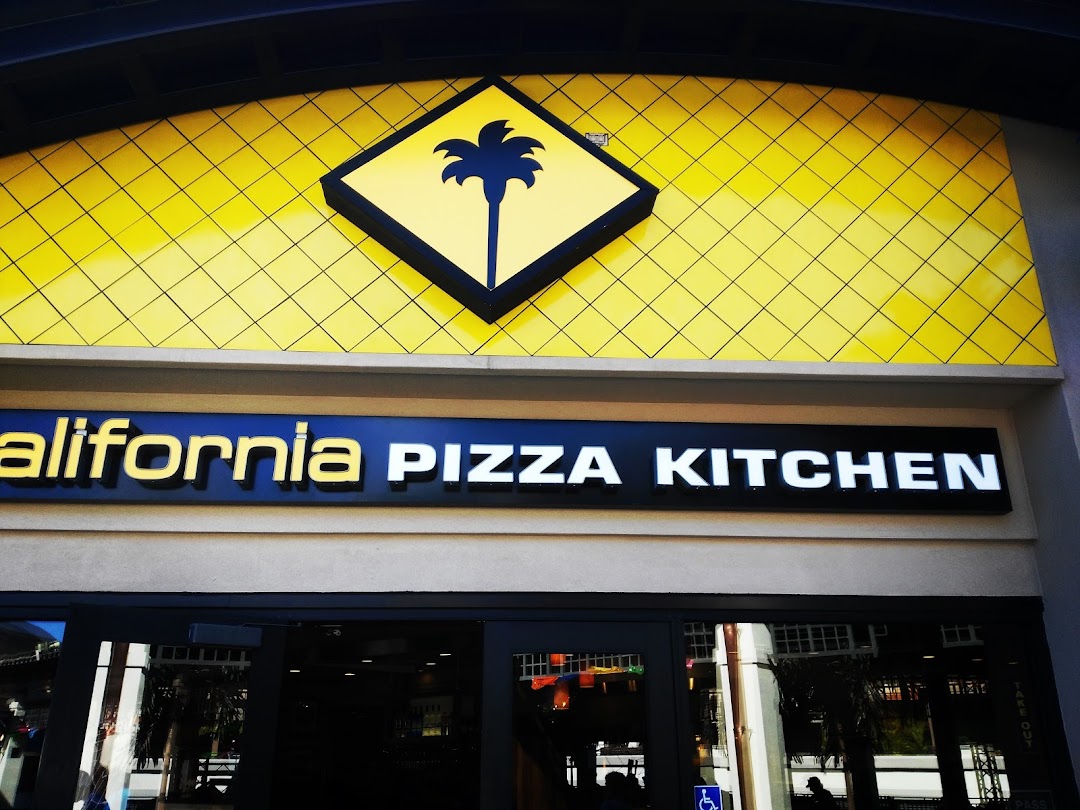 California Pizza Kitchen at Ala Moana
