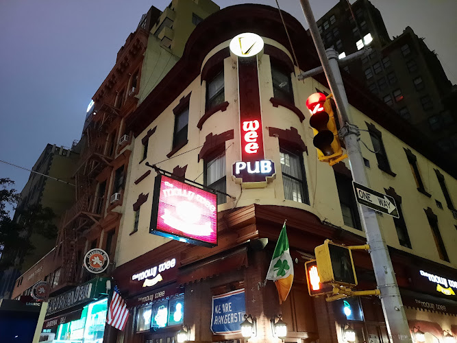 Molly Wee Pub