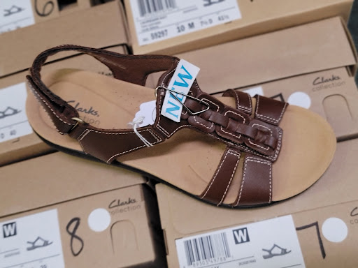 Shoe Store «Heel & Sole Shoes», reviews and photos, 708 Mangrove Ave, Chico, CA 95926, USA