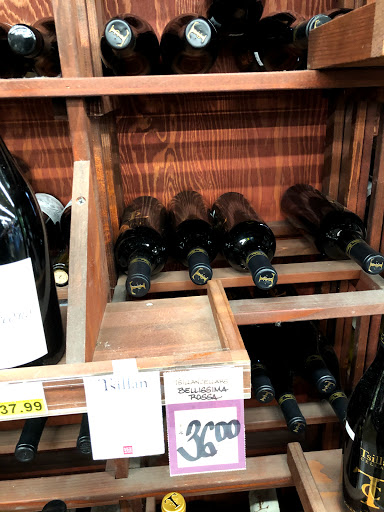 Grocery Store «Red Apple Markets», reviews and photos, 310 W Manson Hwy, Chelan, WA 98816, USA