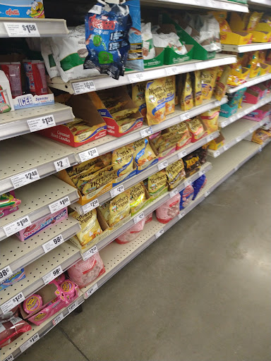 Shopping Mall «McCreless Corner Shopping Center», reviews and photos, 3818 S New Braunfels Ave, San Antonio, TX 78223, USA