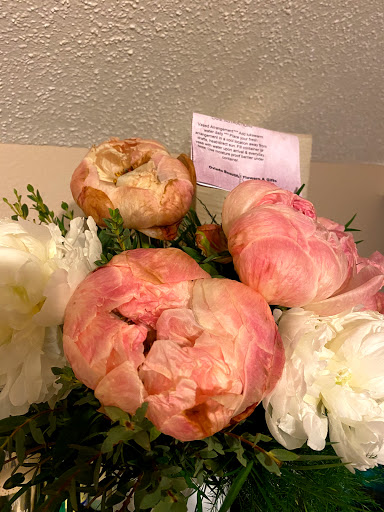 Florist «Oviedo Beautiful Flowers», reviews and photos, 1323 W. Broadway, Oviedo, FL 32765, USA