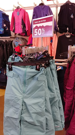 Sportswear Store «Columbia Sportswear Outlet Store at Tanger Outlet Center», reviews and photos, 6699 N Landmark Dr e, Park City, UT 84098, USA