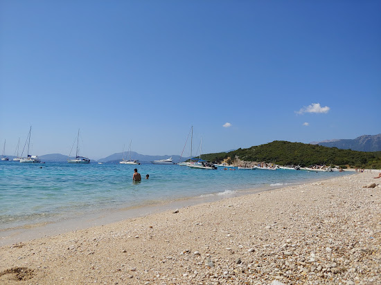 Vathiavaly Plajı