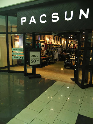 Shopping Mall «Cherry Hill Mall», reviews and photos, 2000 NJ-38, Cherry Hill, NJ 08002, USA