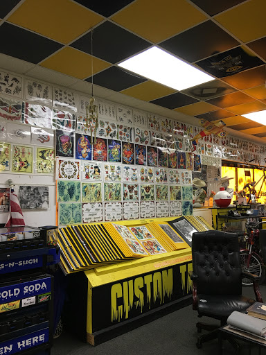 Tattoo Shop «231 Tattoos & Piercing Panama City Florida», reviews and photos, 2411 US-231, Panama City, FL 32405, USA