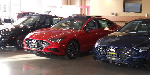 Used Car Dealer «Ron Marhofer Used Car SuperCenter», reviews and photos, 1350 Main St, Cuyahoga Falls, OH 44221, USA