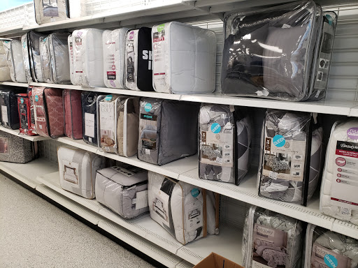 Clothing Store «Ross Dress for Less», reviews and photos, 3312 Princess Anne Rd, Virginia Beach, VA 23456, USA