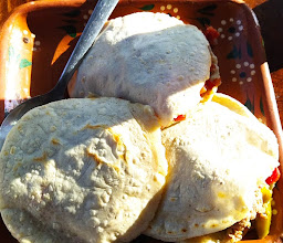 Huaraches y gorditas \