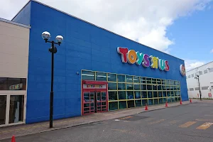 Toys "R" Us image