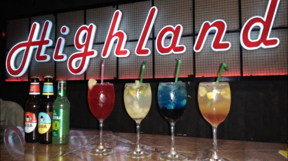 Highland Lounge And Bar