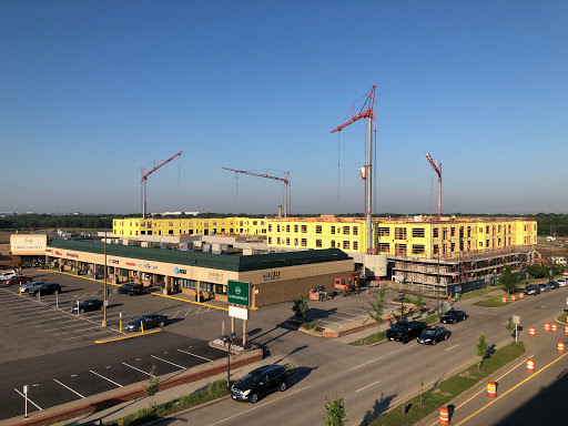 Grocery Store «Lunds & Byerlys Highland Park», reviews and photos, 2128 Ford Pkwy, St Paul, MN 55116, USA