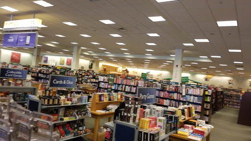 Book Store «Barnes & Noble», reviews and photos, 614 S Meadow St, Ithaca, NY 14850, USA