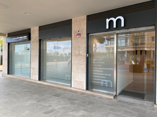 Clínica Dental Dra. Mónica Ibañez en Calella, Barcelona