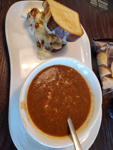 Sandwich Shop «Panera Bread», reviews and photos, 812 E McGalliard Rd, Muncie, IN 47303, USA