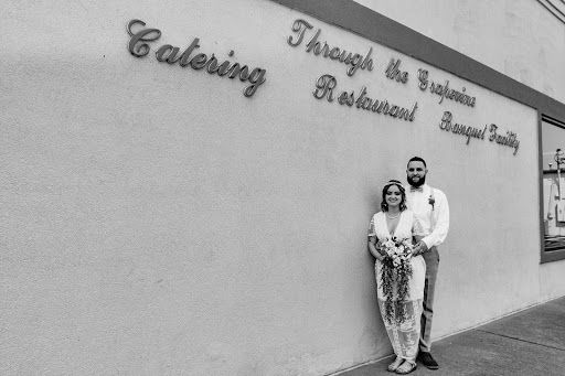 American Restaurant «Through The Grapevine», reviews and photos, 630 Broadmor Blvd Ste. 190, Murfreesboro, TN 37129, USA