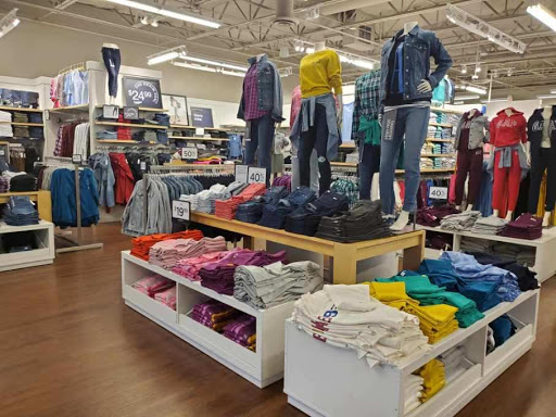 Clothing Store «Gap», reviews and photos, 6699 N Landmark Dr, Park City, UT 84098, USA