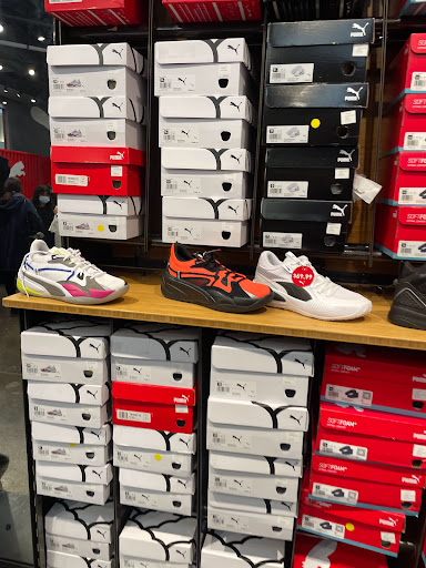 Shoe Store «PUMA», reviews and photos, 8300 Arroyo Cir c290, Gilroy, CA 95021, USA