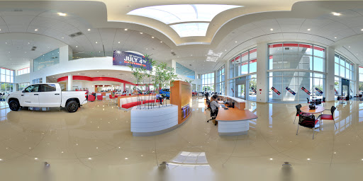 Car Dealer «West Coast Toyota», reviews and photos, 3399 E Willow St, Long Beach, CA 90806, USA