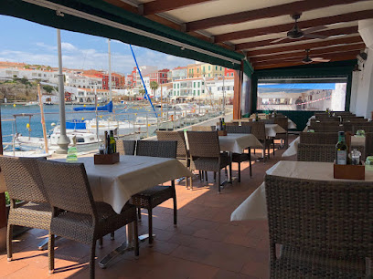Restaurant Trébol - Carrer Moll de Cales Fonts, 43, BAJO, 07720 Es Castell, Balearic Islands, Spain