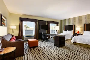 Hampton Inn & Suites El Paso/East image