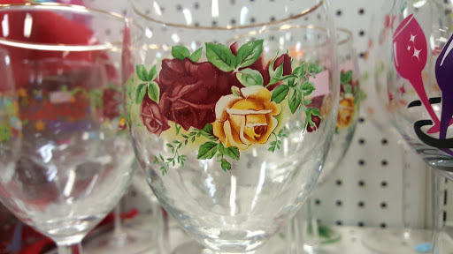 Thrift Store «St Vincent», reviews and photos, 310 Central Ave N, Kent, WA 98032, USA