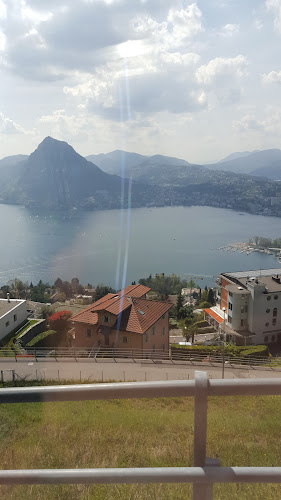 Scuola Nautica Mike - Lugano