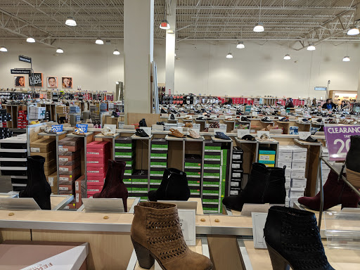 Shoe Store «DSW Designer Shoe Warehouse», reviews and photos, 10515 N Mopac Expy, Austin, TX 78759, USA