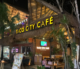 HOT casual food photo