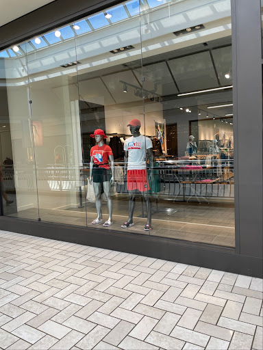 Clothing Store «The North Face», reviews and photos, 8080L Tysons Corner Center, Tysons, VA 22102, USA