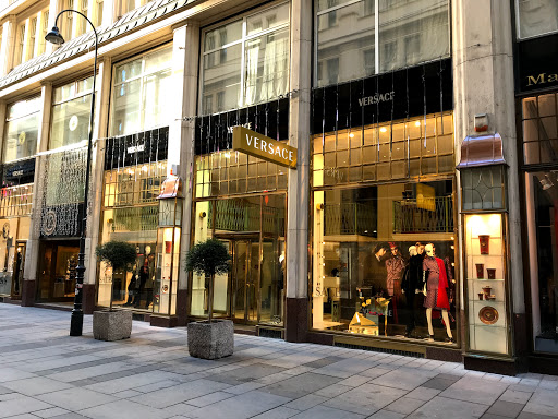 VERSACE Vienna Store