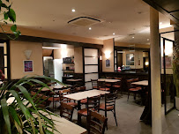 Atmosphère du Restaurant malaisien Restaurant NUR MALAYSIA Paris [HALAL] - n°12