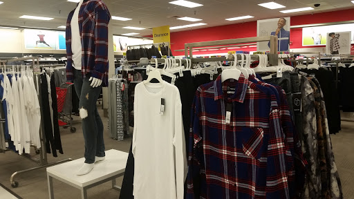 Department Store «Target», reviews and photos, 4777 S 27th St, Greenfield, WI 53221, USA