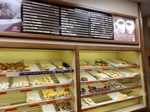 Donut Shop «Jolly Pirate Donuts», reviews and photos, 6689 E Main St, Reynoldsburg, OH 43068, USA