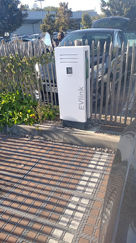Borne de recharge de véhicules électriques EVlink Station de recharge La Chapelle-Saint-Aubin
