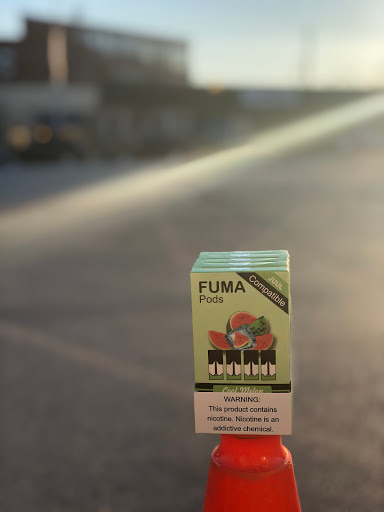 Tobacco Shop «18 Plus Vape & Shop», reviews and photos, 4037 Broadway, Kansas City, MO 64111, USA