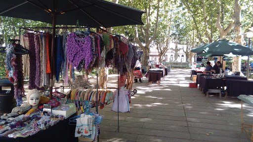 Feria de antigüedades (sábados)