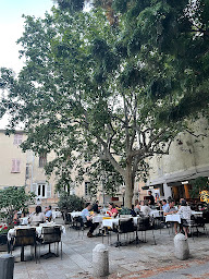 Photo n°12 de Nova à Bastia ()