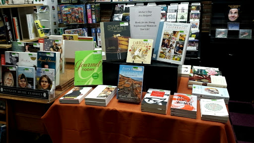 Book Store «Grass Roots Books & Music», reviews and photos, 227 SW 2nd St, Corvallis, OR 97333, USA