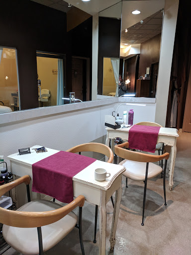 Beauty Salon «Bella Vita Salon & Day Spa», reviews and photos, Bella Vita Salon & Day Spa, 285 Liberty St NE #130, Salem, OR 97301, USA