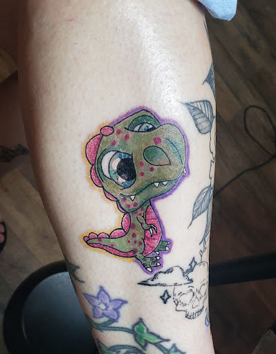 Explore chain link tattoo ideas, creative tattoo ideas in Cornelia, available at Prismatic Pulse Tattoo